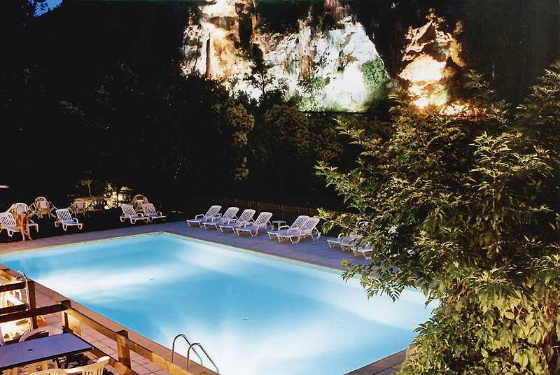 Hotel Restaurant Les Falaises Bouziès Exteriör bild